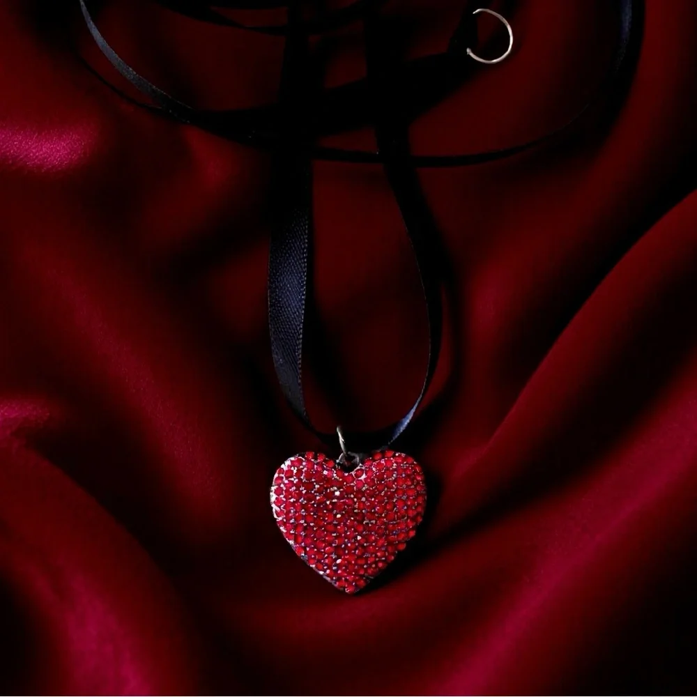 Red Heart Crystal Pendant Choker Necklace
